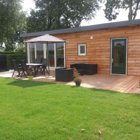 Luxe Bungalow Op Rustig Vakantiepark. Dronrijp Exterior foto