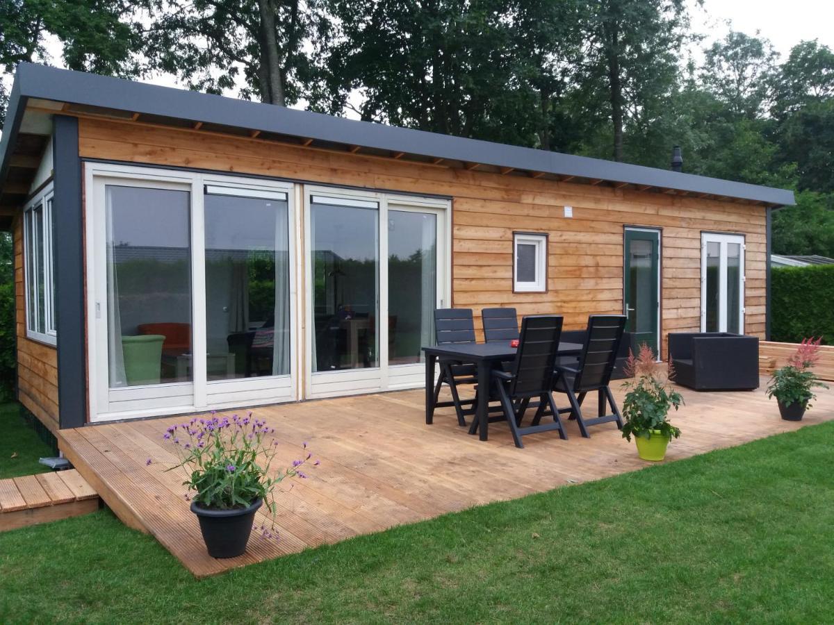 Luxe Bungalow Op Rustig Vakantiepark. Dronrijp Exterior foto