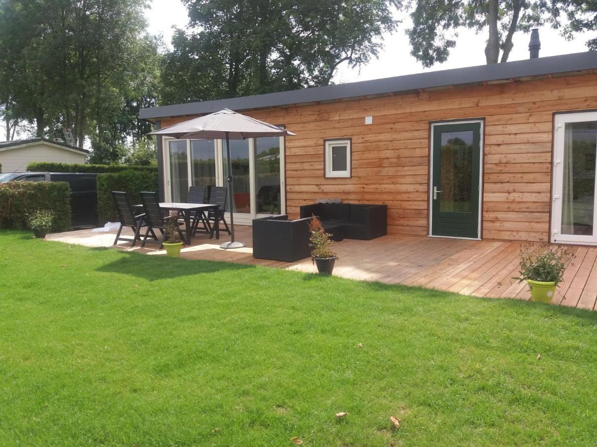 Luxe Bungalow Op Rustig Vakantiepark. Dronrijp Exterior foto